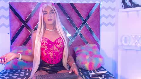 Snapshot of jessika_rabbits chatting on 02.06.25 JESS online show from 02.06.25