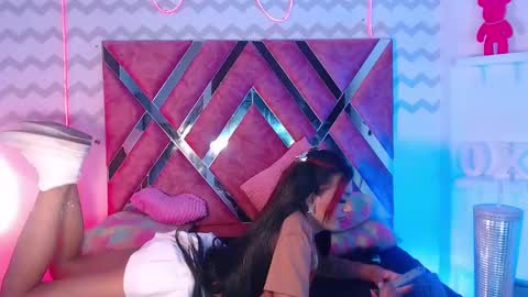 Snapshot of jessika_rabbits chatting on 03.11.25 JESS online show from 03.11.25