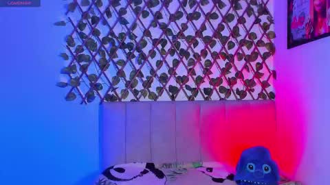 Snapshot of jessika_rabbits chatting on 09.11.25 JESS online show from 09.11.25