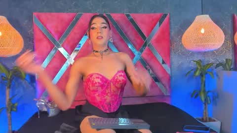 Snapshot of jessika_rabbits chatting on 09.18.25 JESS online show from 09.18.25