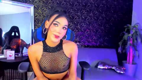 Snapshot of jessika_rabbits chatting on 11.07.25 JESS online show from 11.07.25