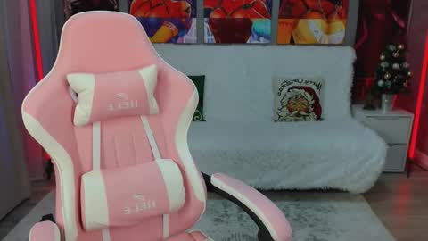 JesssWalker online show from 12.04.25