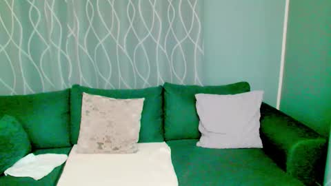 Snapshot of jessy_curt chatting on 09.19.25 jessy curt online show from 09.19.25