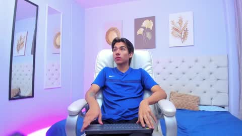 Jessy Mateus online show from 12.26.24