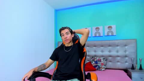 Jessy Mateus online show from 12.27.24