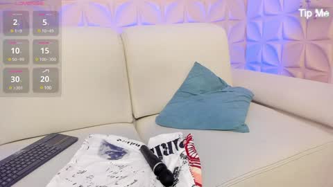 Jessy Morgan online show from 01.28.25