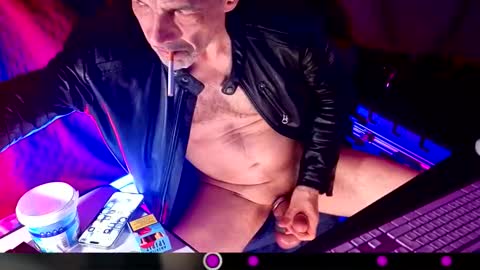 Snapshot of jetstream001 chatting on 02.21.26 jet online show from 02.21.26