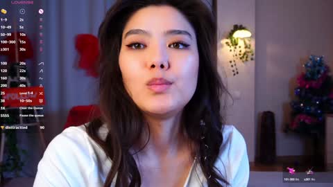 Hi all. My name is Naomi and Im glad to see you in my room  online show from 01.08.25