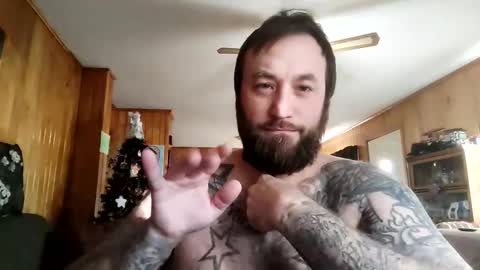 Snapshot of jettadude5 chatting on 12.14.25 jettadude5 online show from 12.14.25