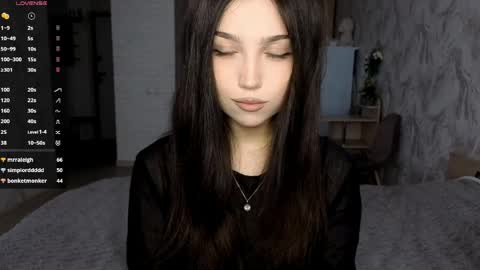 I am Gina ntmu Lets hit 10 Thumbs Up together online show from 05.16.26