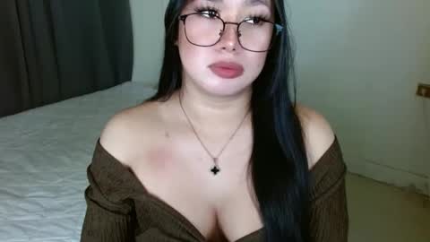 Snapshot of jewel_28 chatting on 02.15.25 Jewel online show from 02.15.25