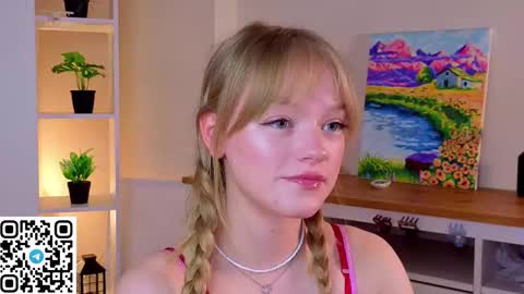 Gwen online show from 03.19.26