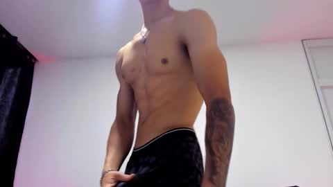 Snapshot of jey_cox23 chatting on 11.15.25 jey cox online show from 11.15.25