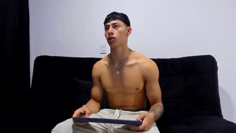 Snapshot of jey_cox23 chatting on 01.08.26 jey cox online show from 01.08.26