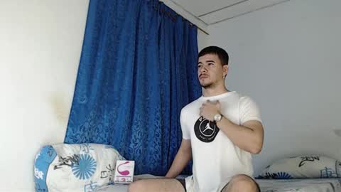 Juan David online show from 02.04.25