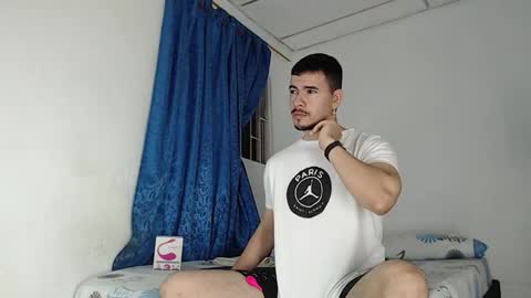 Juan David online show from 10.08.25