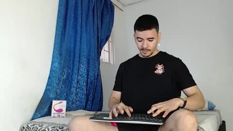 Juan David online show from 10.24.25