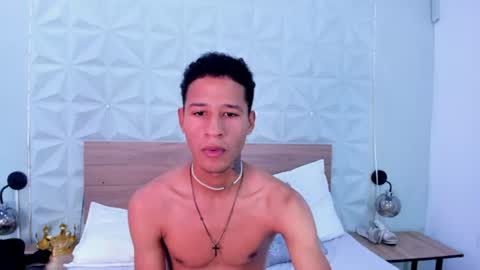 J E I K online show from 06.26.26