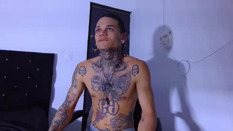 Snapshot of jeykob_23 chatting on 12.20.25 JEYKOB online show from 12.20.25