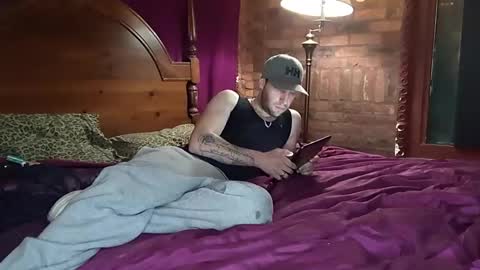 Snapshot of jf12334 chatting on 01.22.25 NedeledeN online show from 01.22.25