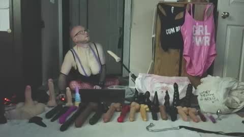 Nasty Cumslut online show from 10.12.25