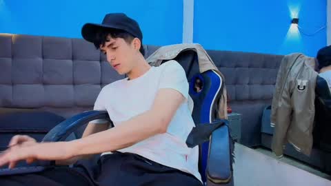 Jheampiero online show from 05.12.26
