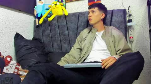 Jheampiero online show from 06.05.26