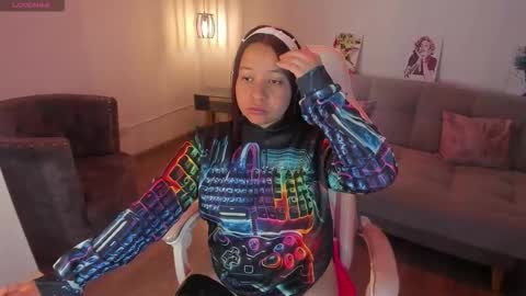 Snapshot of jhiinny_brownn chatting on 09.14.25 Jhiinny online show from 09.14.25