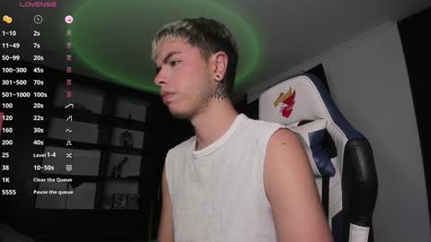 Snapshot of jhn_morghan chatting on 12.27.24 Morghan online show from 12.27.24