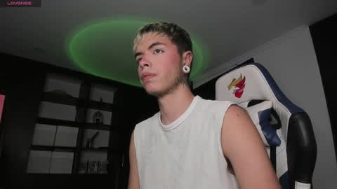 Snapshot of jhn_morghan chatting on 12.28.24 Morghan online show from 12.28.24