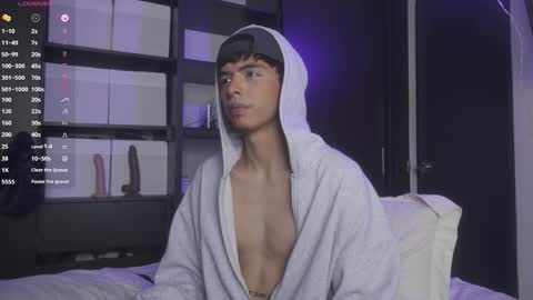 Snapshot of jhn_morghan chatting on 12.04.25 Morghan online show from 12.04.25