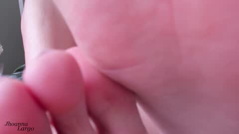  Jhoanna Largo  online show from 02.04.25