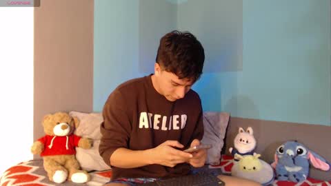 Snapshot of jhoansitop chatting on 04.12.26 Jhoan Sebastian online show from 04.12.26