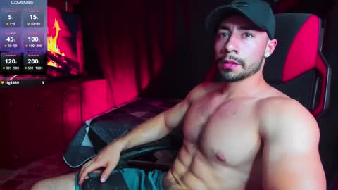 Jhojan Strong  online show from 02.26.25