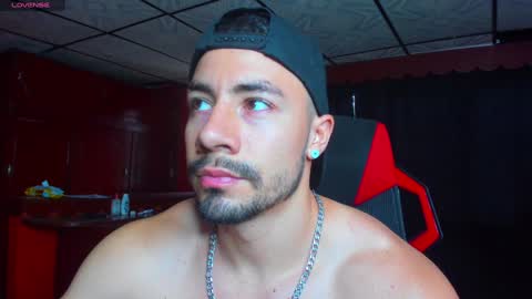 Jhojan Strong  online show from 12.05.24