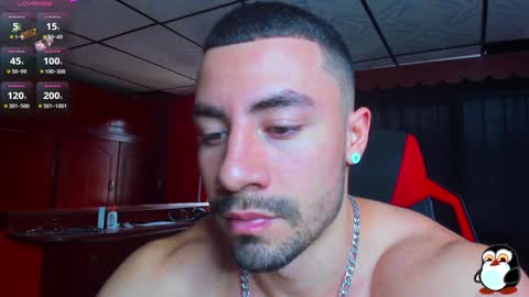 Jhojan Strong  online show from 12.23.24