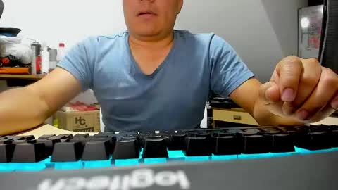 jhonatan_morales_s online show from 10.16.25