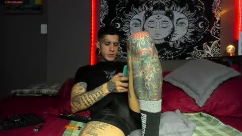 Snapshot of jhonny_ackerman chatting on 04.17.26 jhonny_ackerman online show from 04.17.26