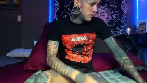 Snapshot of jhonny_ackerman chatting on 04.21.26 jhonny_ackerman online show from 04.21.26