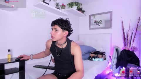 JHONNATHAN online show from 03.17.26