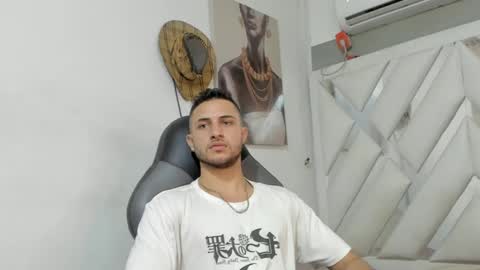 jhonny online show from 01.08.25