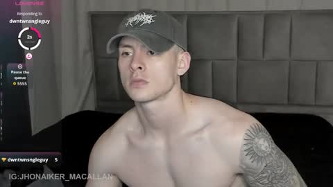 Jhonaiker online show from 10.02.25