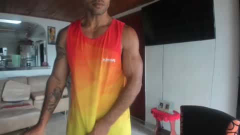 Snapshot of jhonnyxxfitnexx chatting on 11.24.25 jh online show from 11.24.25