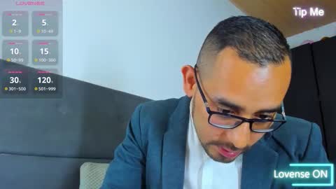 Jhony Alzate online show from 10.03.25