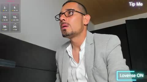 Snapshot of jhonyalzate chatting on 07.07.26 Jhony Alzate online show from 07.07.26