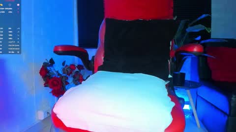 Snapshot of jhonymiller chatting on 09.27.25 jhonymiller online show from 09.27.25