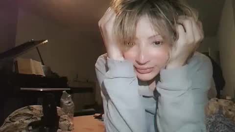 Anya online show from 10.08.25