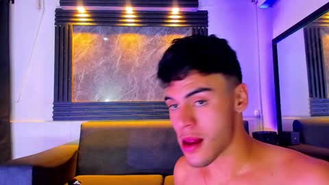 Snapshot of jhostin_1 chatting on 11.21.25 jhostin_1 online show from 11.21.25