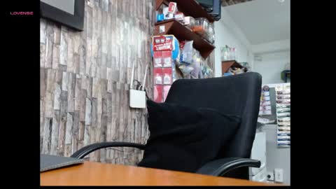 Snapshot of jhosuamoore2 chatting on 05.25.26 jhosuamoore2 online show from 05.25.26