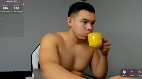 Jhonatan80  online show from 12.03.24